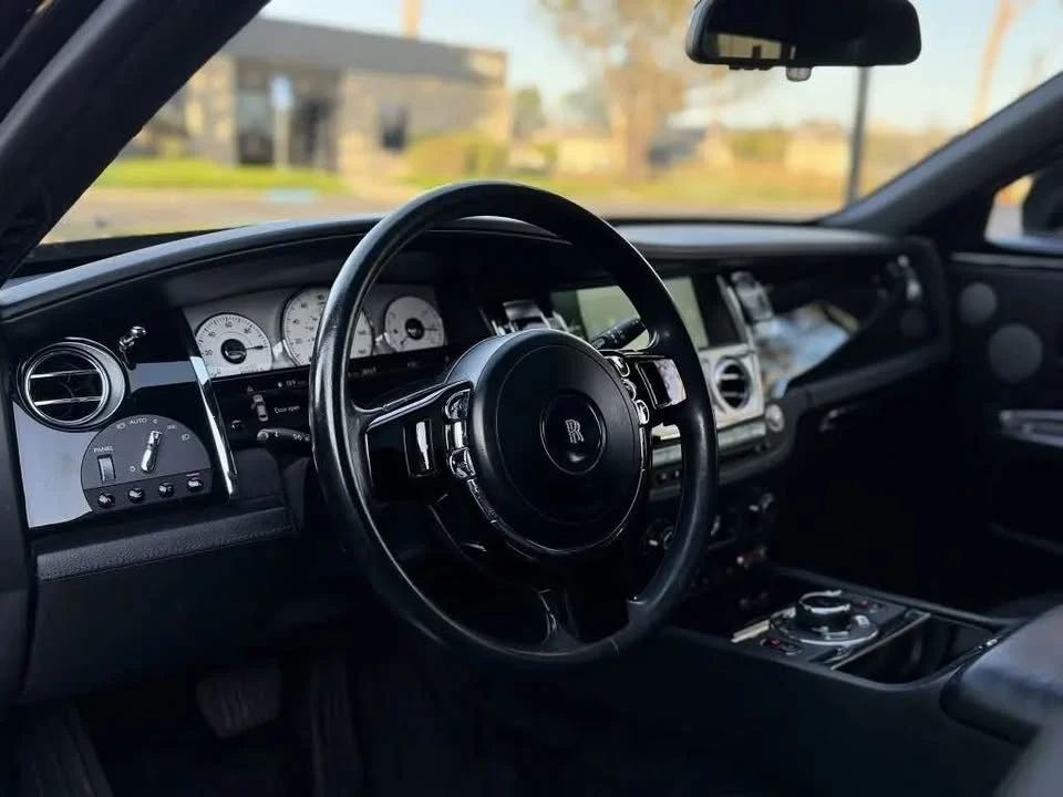 2014 Rolls-Royce Ghost 1st Gen - Image 6 of 17