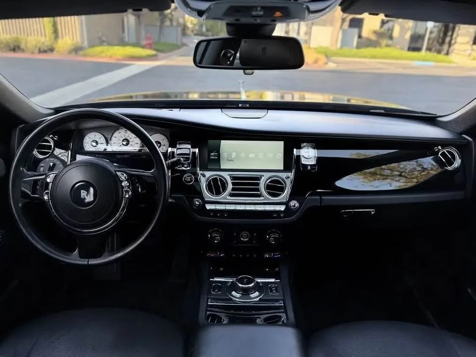 2014 Rolls-Royce Ghost 1st Gen - Image 12 of 17