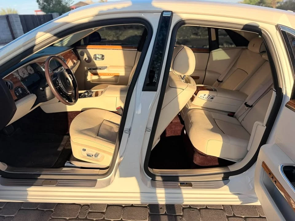 2014 Rolls-Royce Ghost 1st Gen - Image 10 of 17