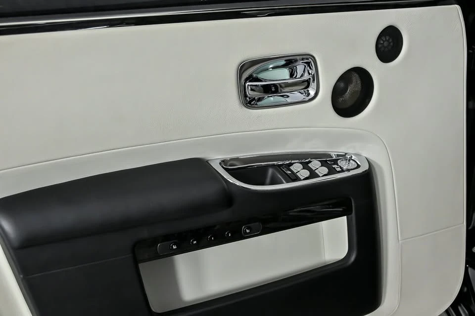 2014 Rolls-Royce Ghost 1st Gen - Image 18 of 20