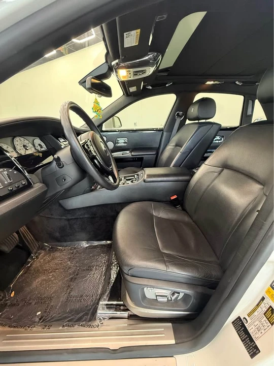 2014 Rolls-Royce Ghost 1st Gen - Image 13 of 19