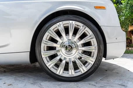 2014 Rolls-Royce Phantom VII - Image 9 of 18