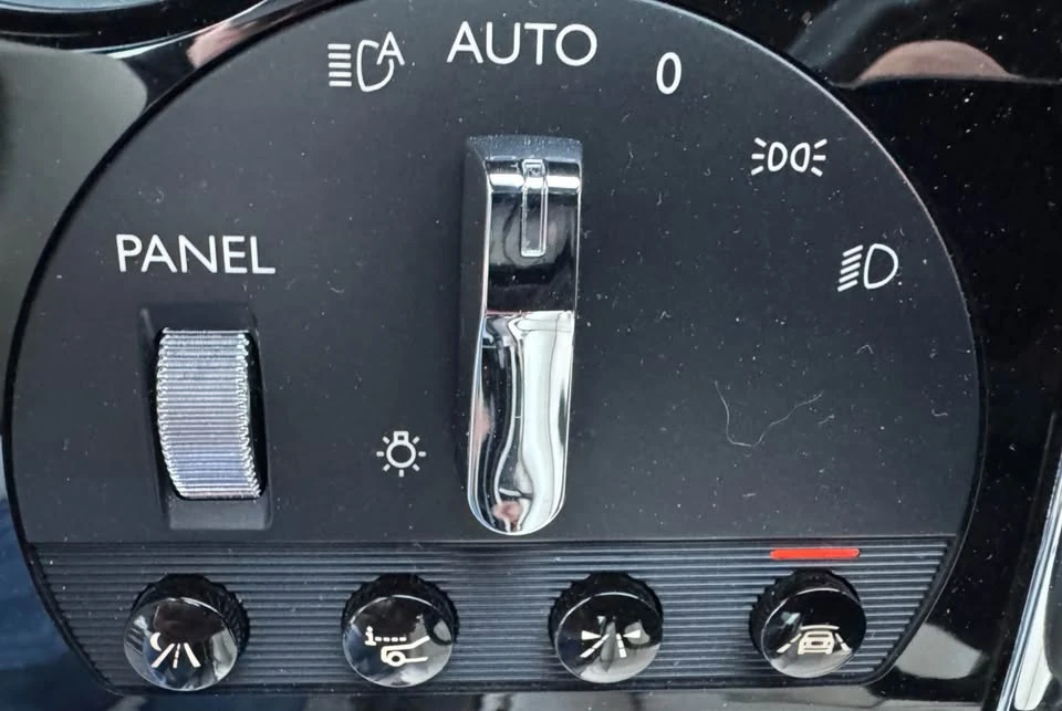 2014 Rolls-Royce Wraith 2nd Gen - Image 14 of 20