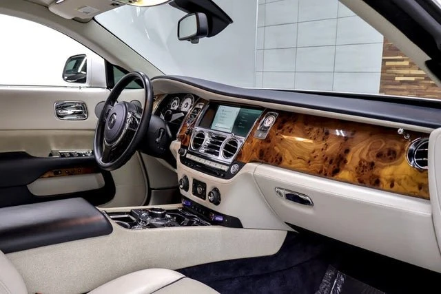 2014 Rolls-Royce Wraith 2nd Gen - Image 9 of 19