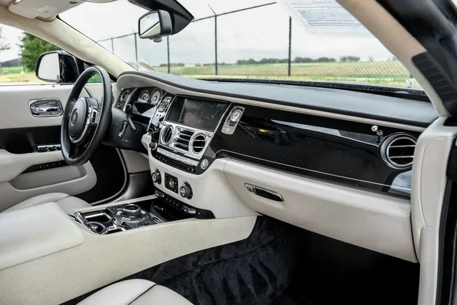 2014 Rolls-Royce Wraith 2nd Gen - Image 12 of 17