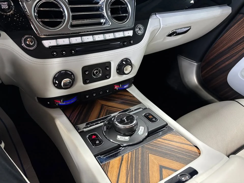 2014 Rolls-Royce Wraith 2nd Gen - Image 11 of 17