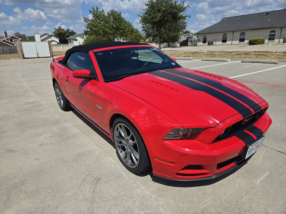 2014 Ford S197 Mustang GT - Image 9 of 24