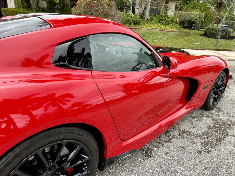 2014 Dodge Viper 5th Gen - Image 13 of 31
