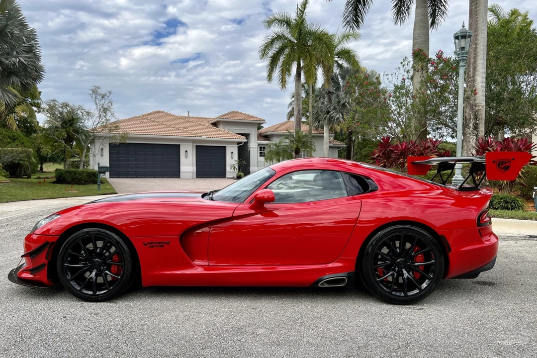 2014 Dodge Viper 5th Gen - Image 8 of 31