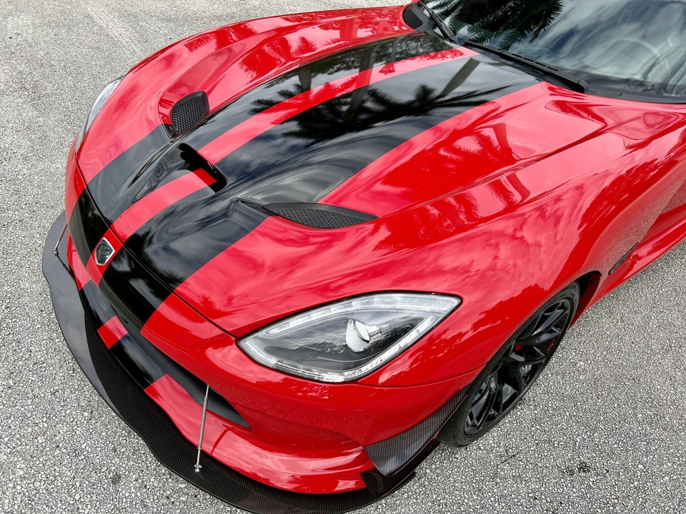 2014 Dodge Viper 5th Gen - Image 10 of 31