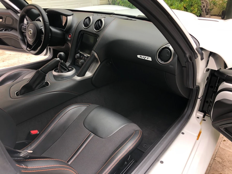 2014 Dodge Viper 5th Gen - Image 11 of 19