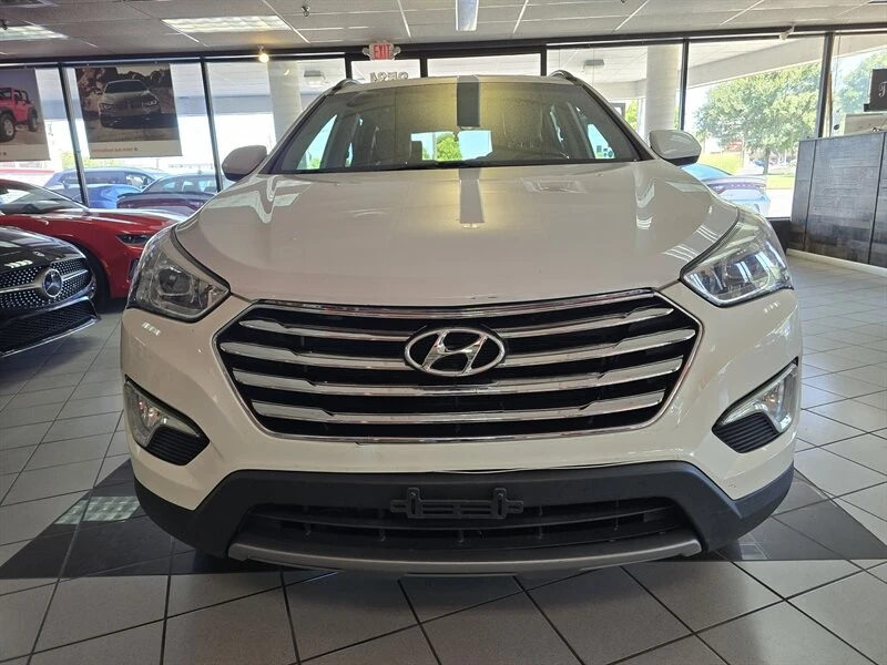 2014 Hyundai Santa Fe - Image 2 of 4