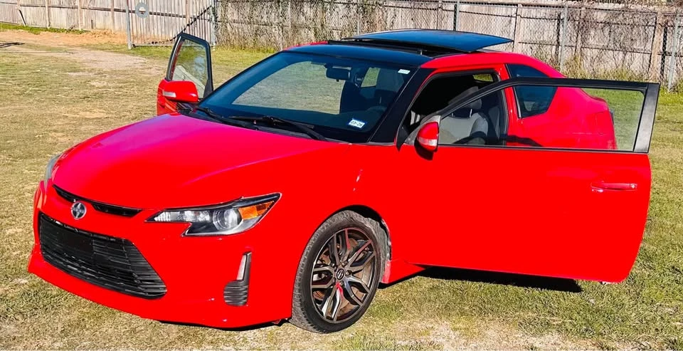 2014 Scion tC - Image 3 of 15