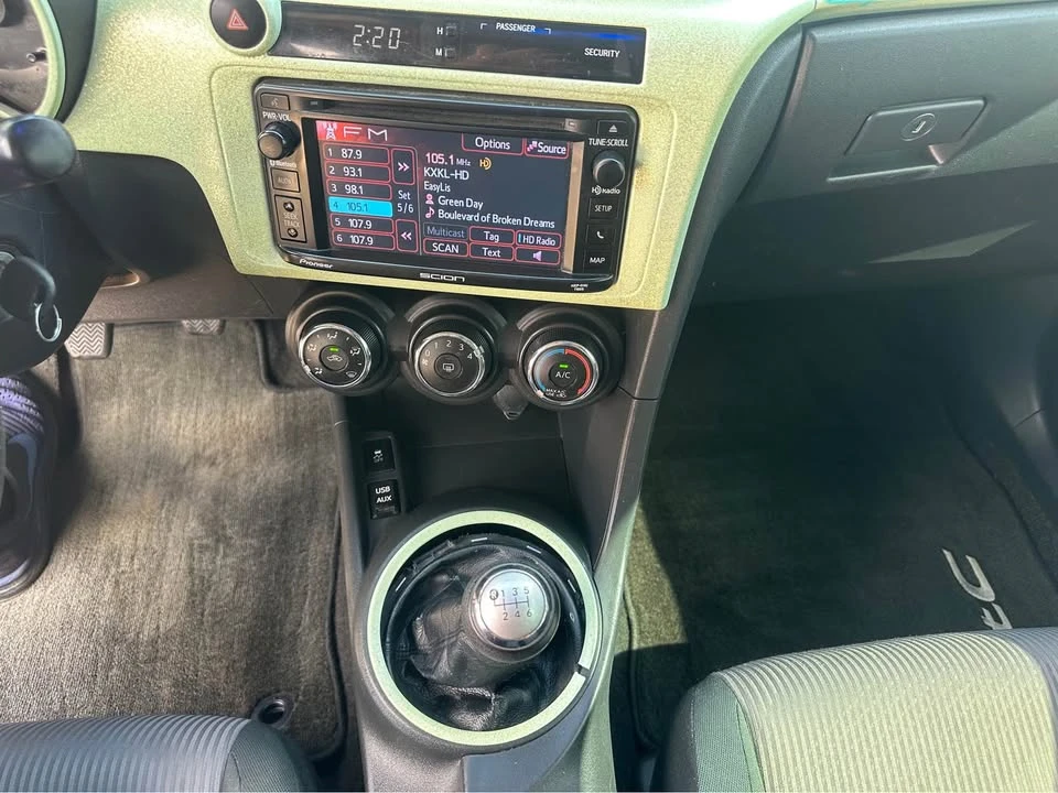 2014 Scion tC - Image 16 of 19