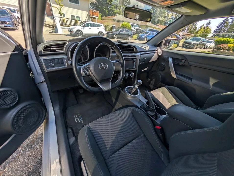 2014 Scion tC - Image 10 of 17