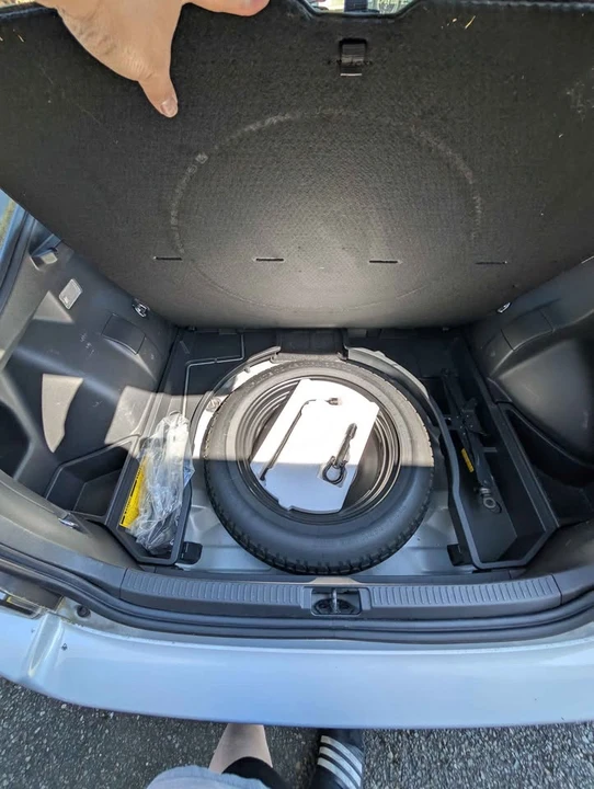 2014 Scion tC - Image 9 of 17