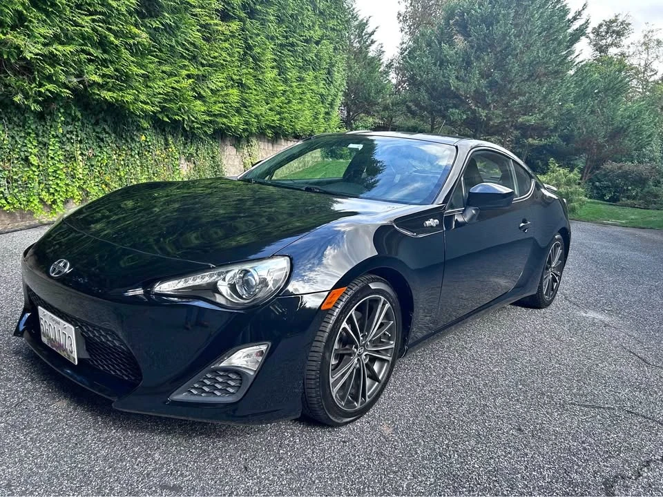 2014 Scion FR-S - Image 2 of 20