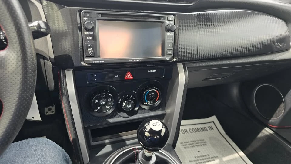 2014 Scion FR-S - Image 13 of 14