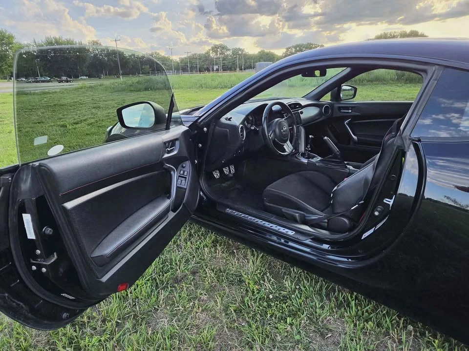 2014 Scion FR-S - Image 7 of 15