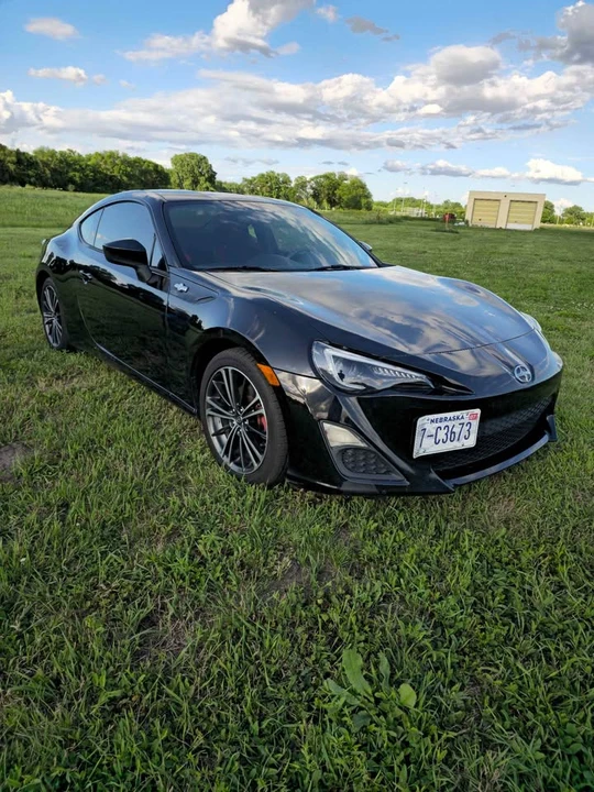 2014 Scion FR-S - Image 2 of 15