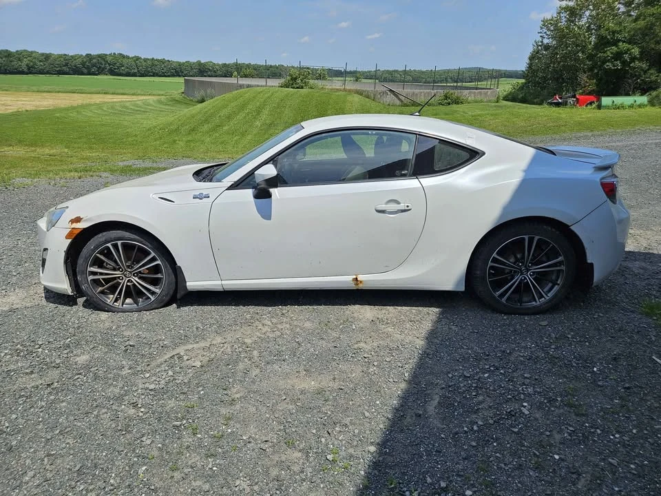 2014 Scion FR-S - Image 5 of 12