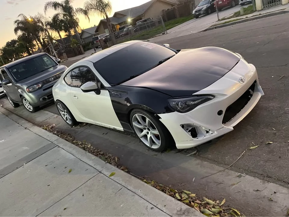 2014 Scion FR-S - Image 2 of 4