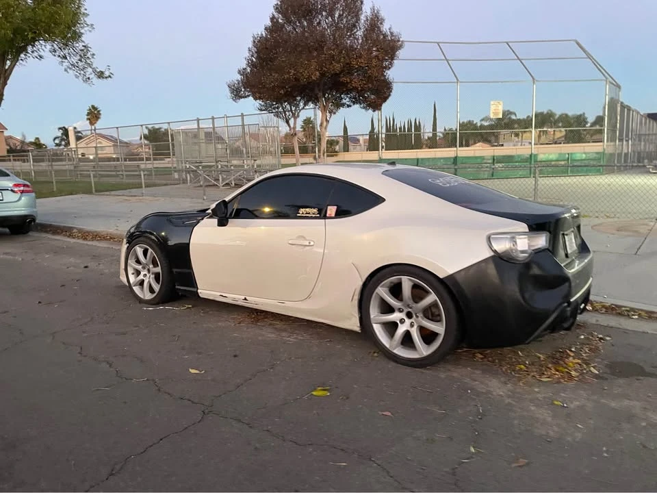 2014 Scion FR-S - Image 3 of 4