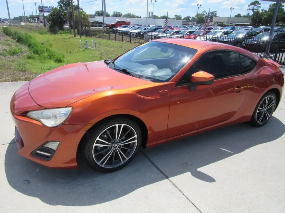 2014 Scion FR-S - Image 3 of 13