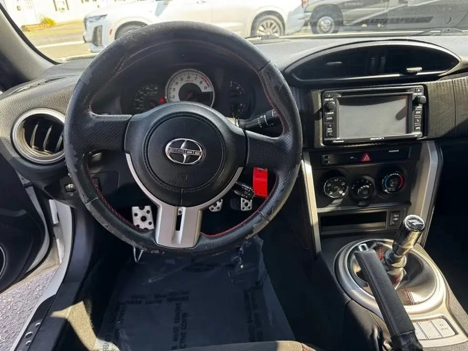 2014 Scion FR-S - Image 16 of 17