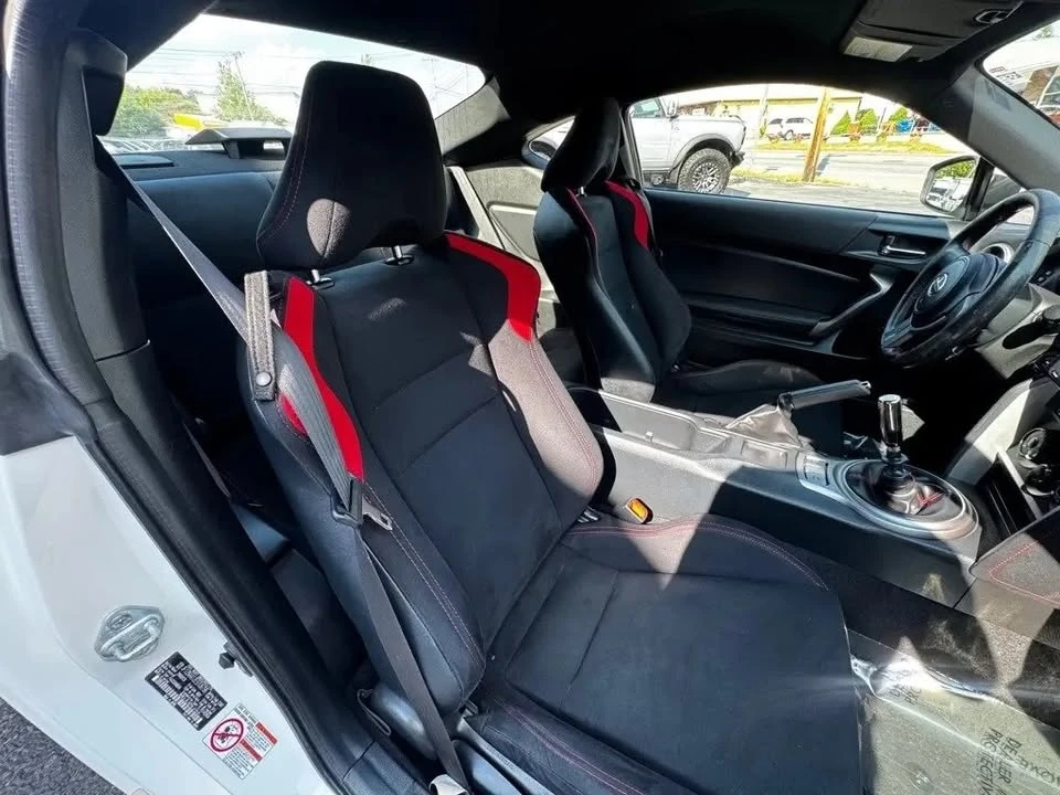 2014 Scion FR-S - Image 11 of 17