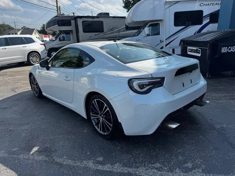 2014 Scion FR-S - Image 6 of 17