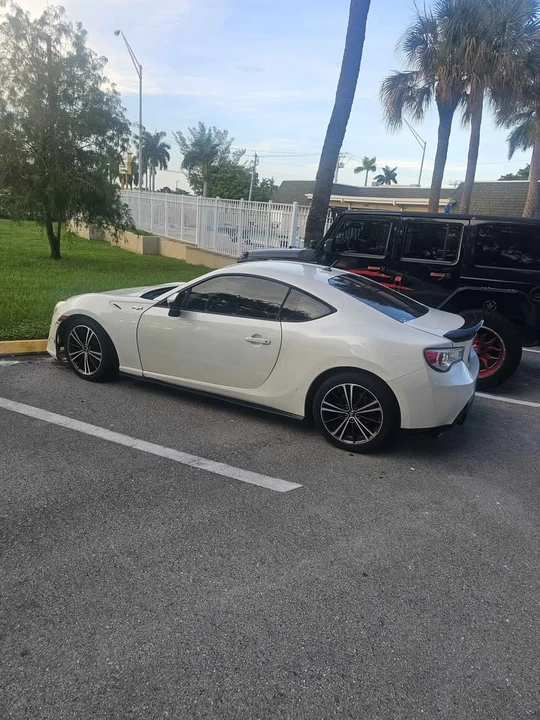 2014 Scion FR-S - Image 5 of 10