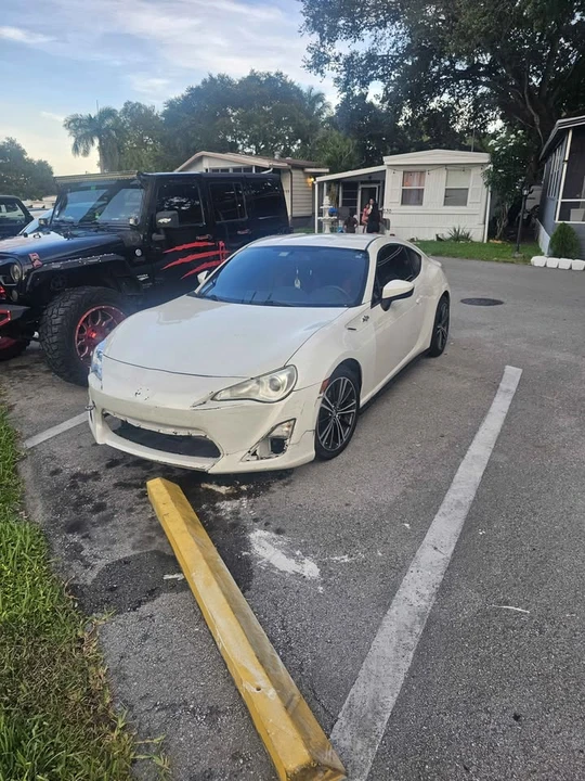 2014 Scion FR-S - Image 2 of 10