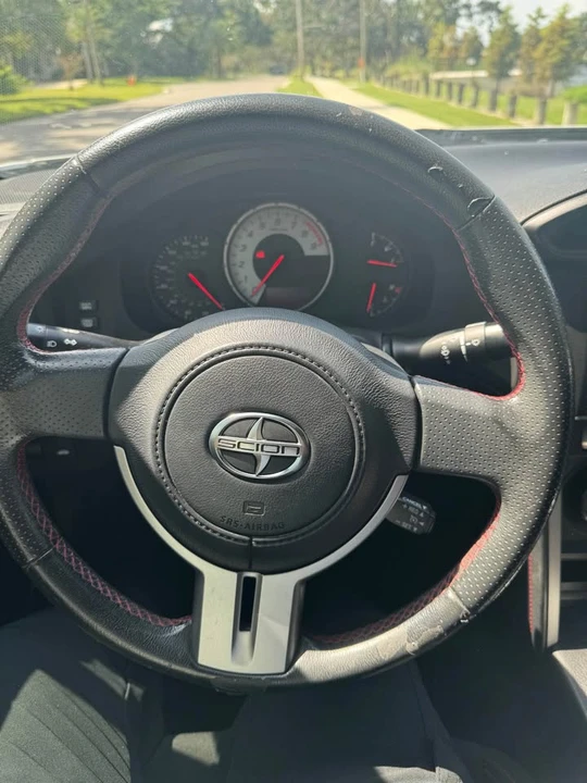 2014 Scion FR-S - Image 10 of 12