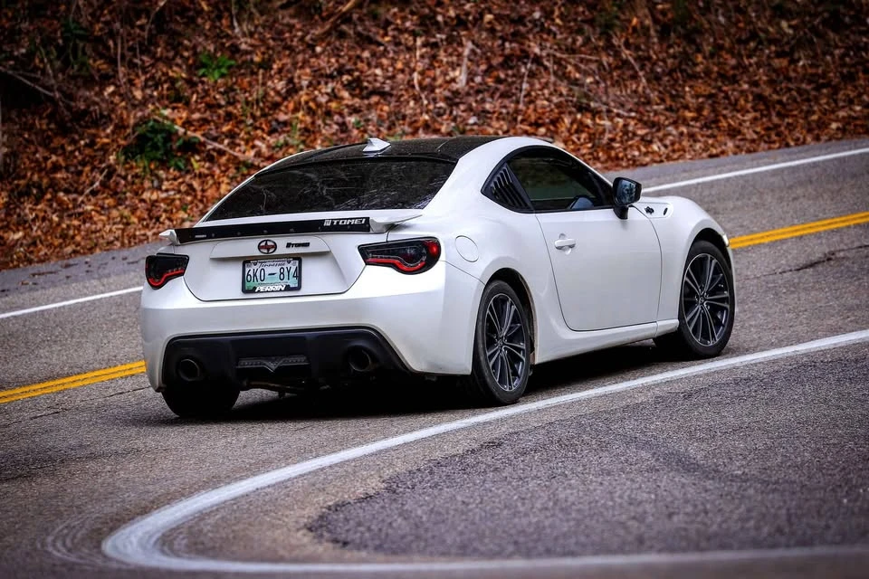 2014 Scion FR-S - Image 4 of 10