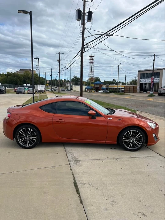 2014 Scion FR-S - Image 9 of 16