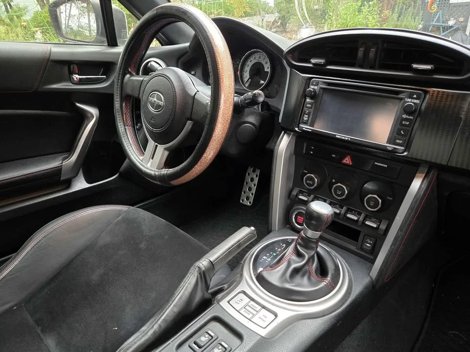 2014 Scion FR-S - Image 6 of 8