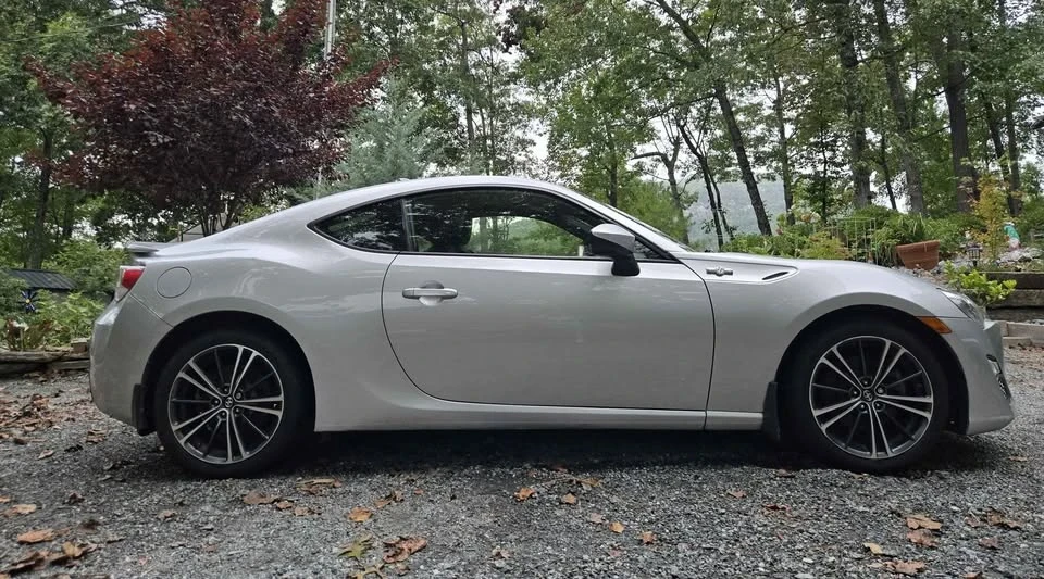 2014 Scion FR-S - Image 4 of 8