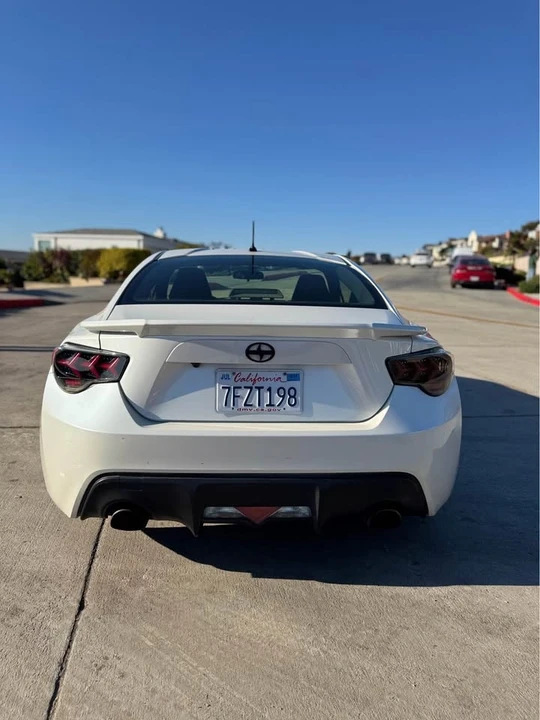 2014 Scion FR-S - Image 2 of 11