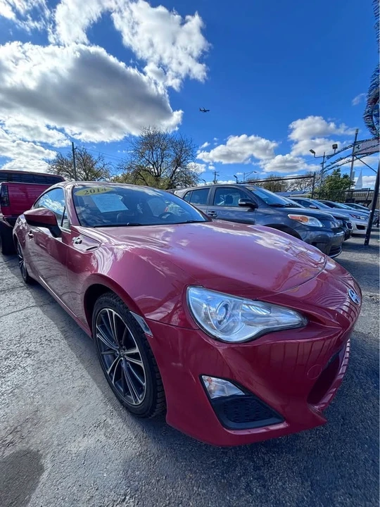 2014 Scion FR-S - Image 2 of 4