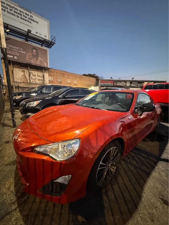 2014 Scion FR-S - Image 2 of 5