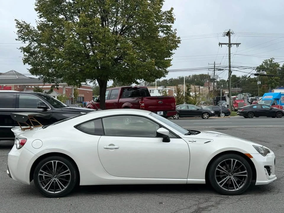2014 Scion FR-S - Image 3 of 15