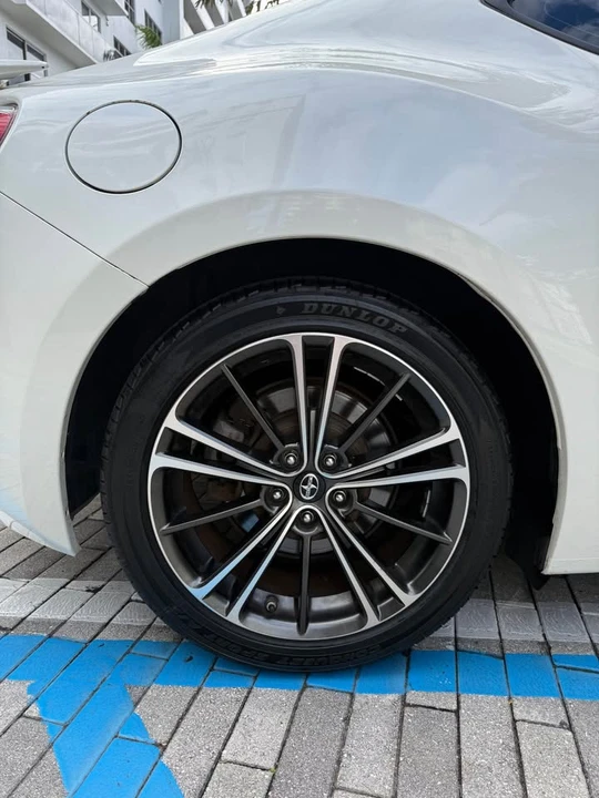 2014 Scion FR-S - Image 16 of 20