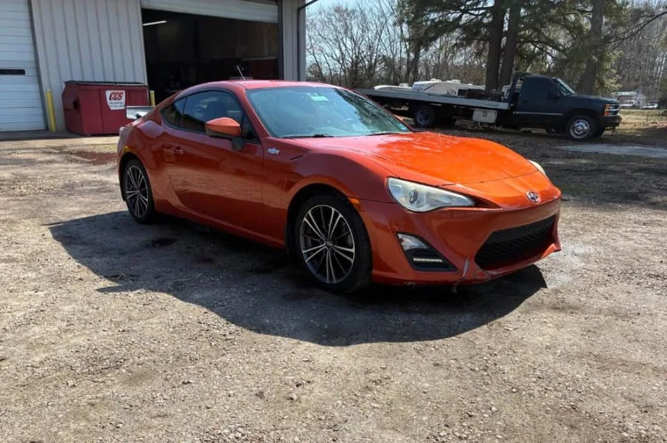2014 Scion FR-S - Image 7 of 13