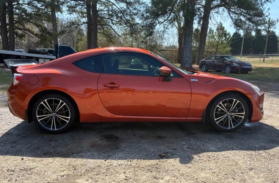 2014 Scion FR-S - Image 6 of 13