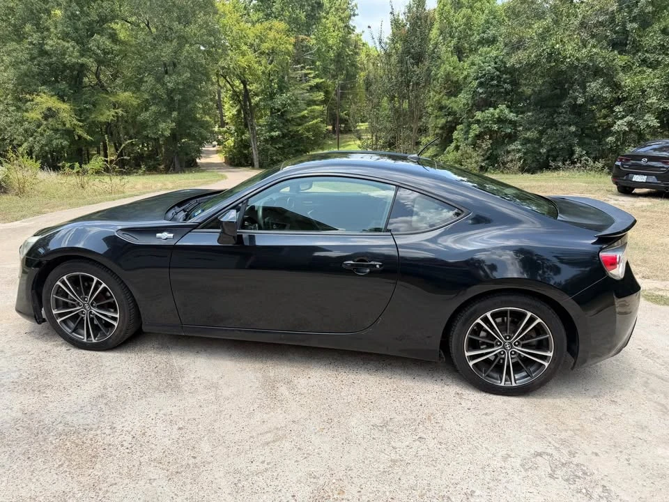 2014 Scion FR-S - Image 5 of 20