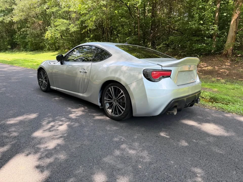 2014 Scion FR-S - Image 2 of 19