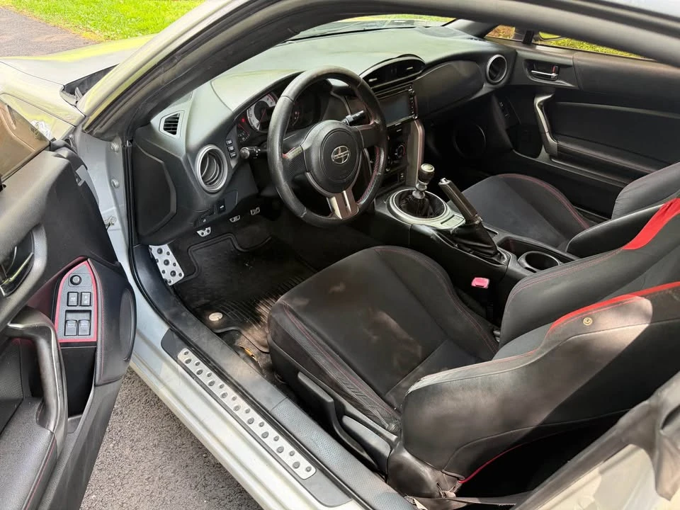 2014 Scion FR-S - Image 11 of 19