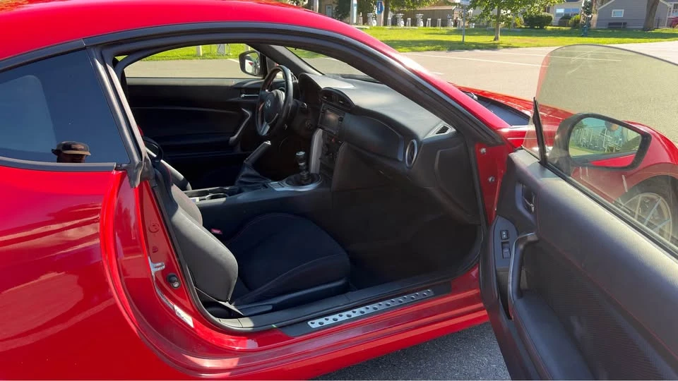 2014 Scion FR-S - Image 10 of 14