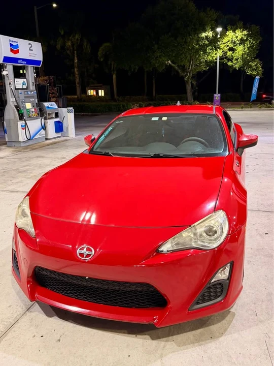 2014 Scion FR-S - Image 2 of 12